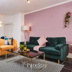 Beautiful 2bedroom 4 Actual Beds House With Wifi By Purestay Apartment
