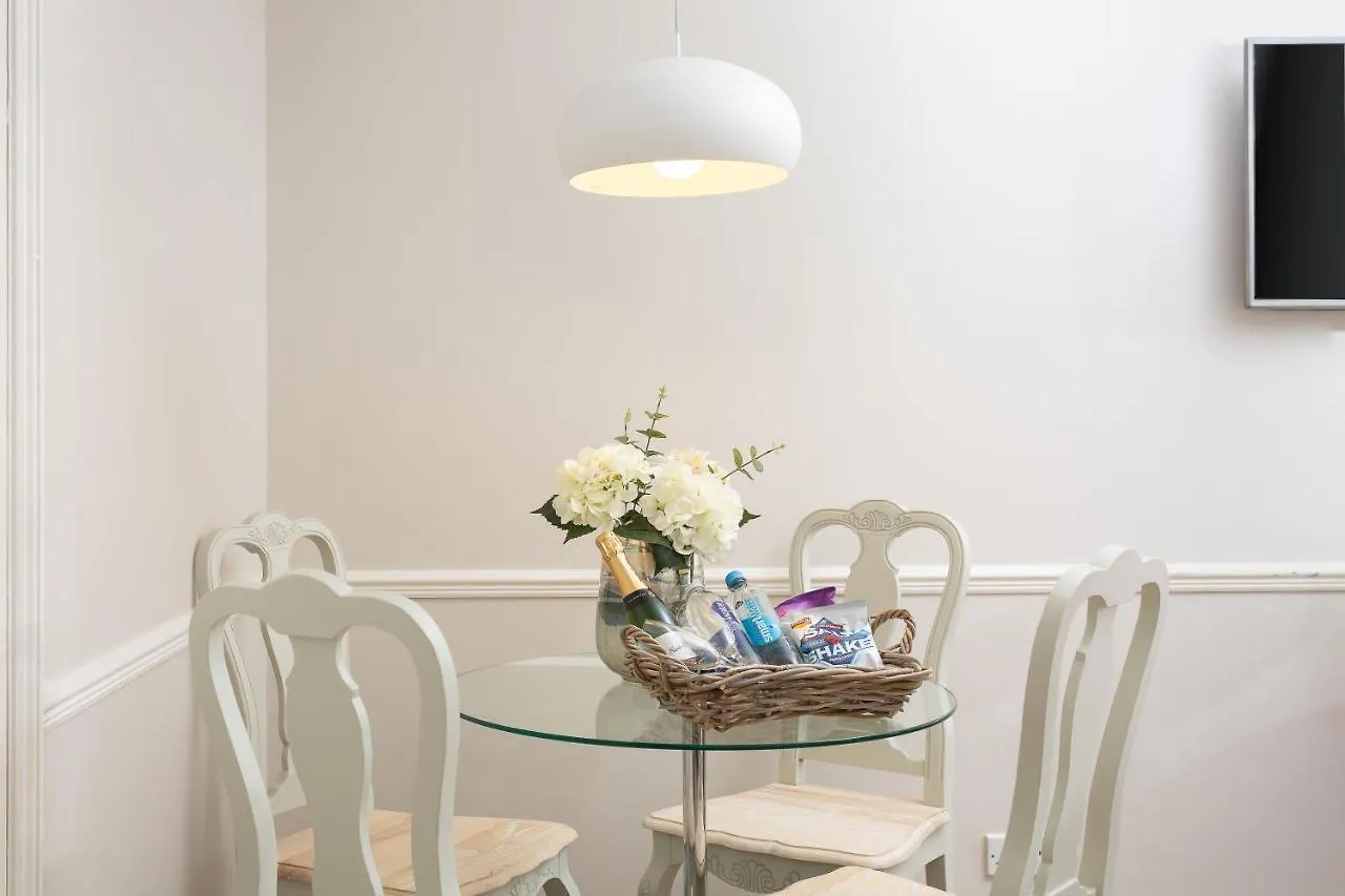 Holiday home Price & Weeks - Heart Of Bath Villa
